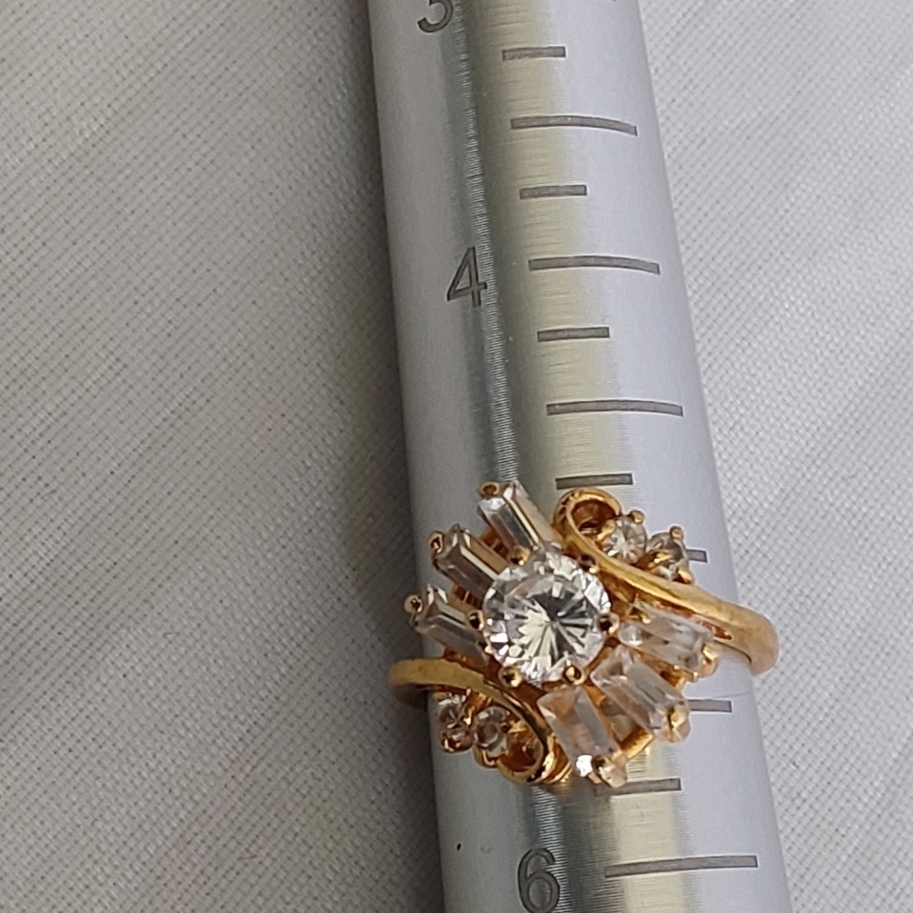 WOMEN'S SIZE 5‎ RING - Picture 6 of 6